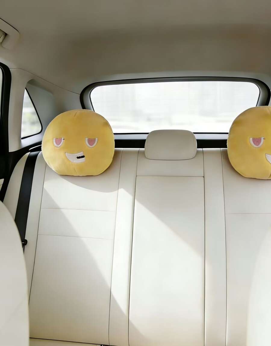 1 buah bantalan sandaran kepal - Interior Design Emoji ulasan dan harga